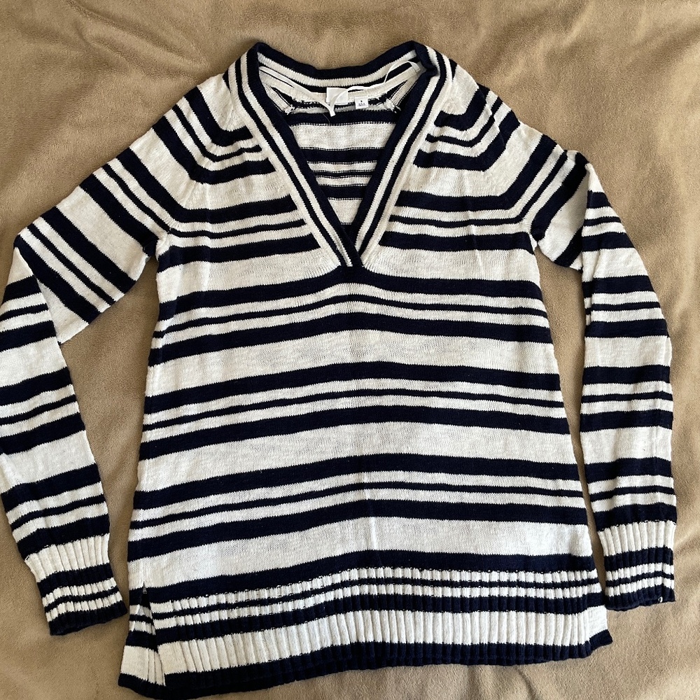 Gap women’s sweater